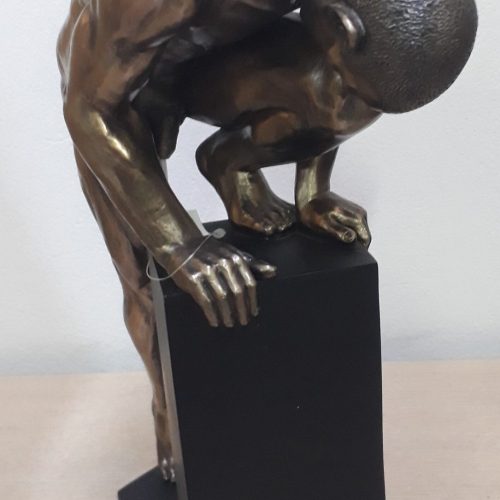 escultura-bronze-resina-macica-homem-escalando-base-g_a345.jpeg