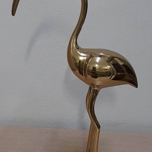 escultura-em-metal-flamingo-dourado-Fmzw_196c.jpeg