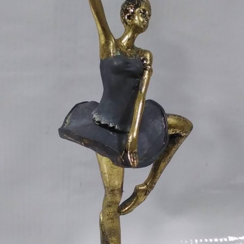estatueta-decorativa-bailarina-cinza-e-dourado-rustica-471_b6ea.jpeg